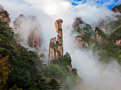 中國五大石林和五大峰林,高聳林立如千軍萬馬